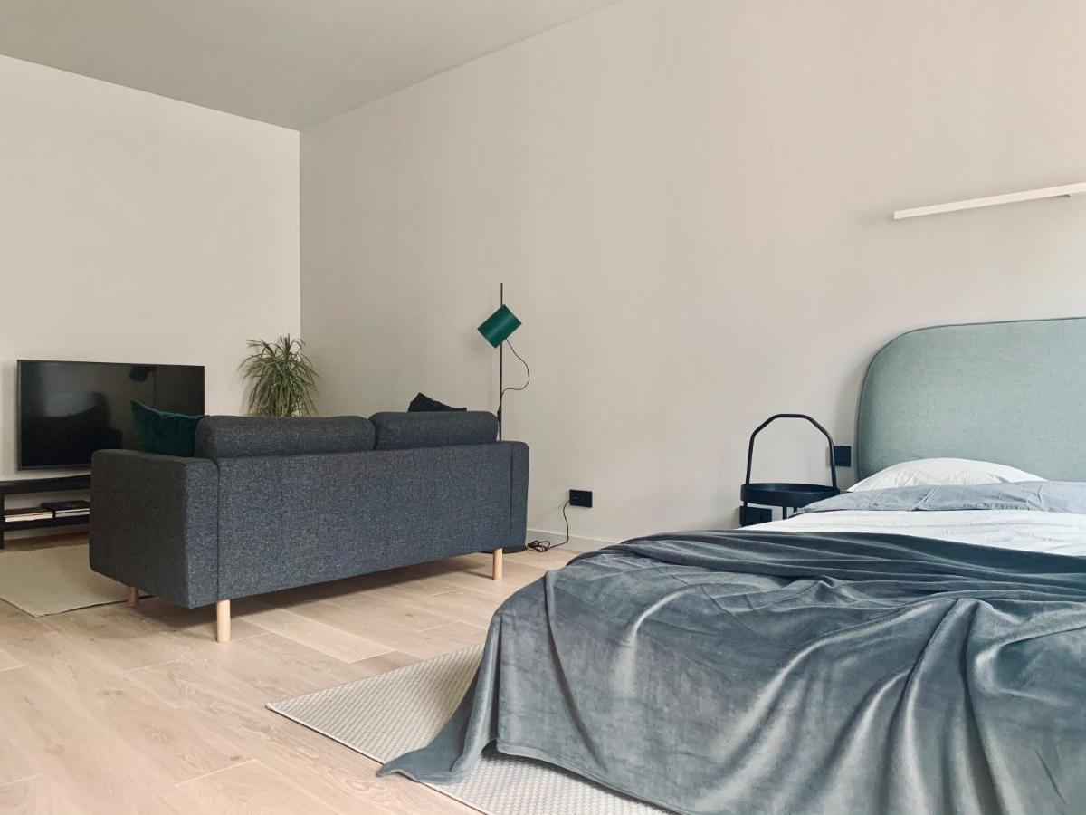 Stylish New Apartment In Riga Old Town - City Centre, Self Check-In, Walkable To Major Attractions Exteriör bild